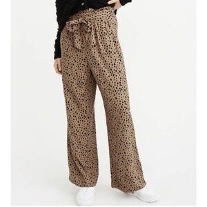 Abercrombie & Fitch Animal Print Wide Leg Pants - Belted Flowy
